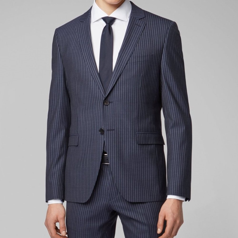 Hugo Boss Men's 'Reymond/Wenten' Extra Slim Fit Blue Striped 100% Wool Suit 40R